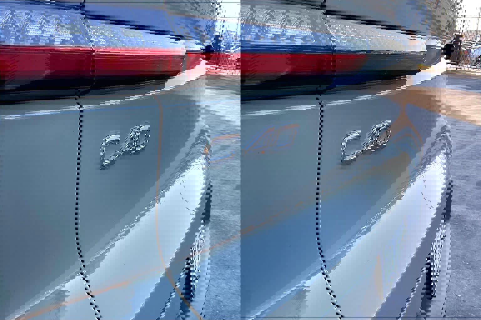 Used 2023 Volvo C40 P8 Recharge Ultimate image 11