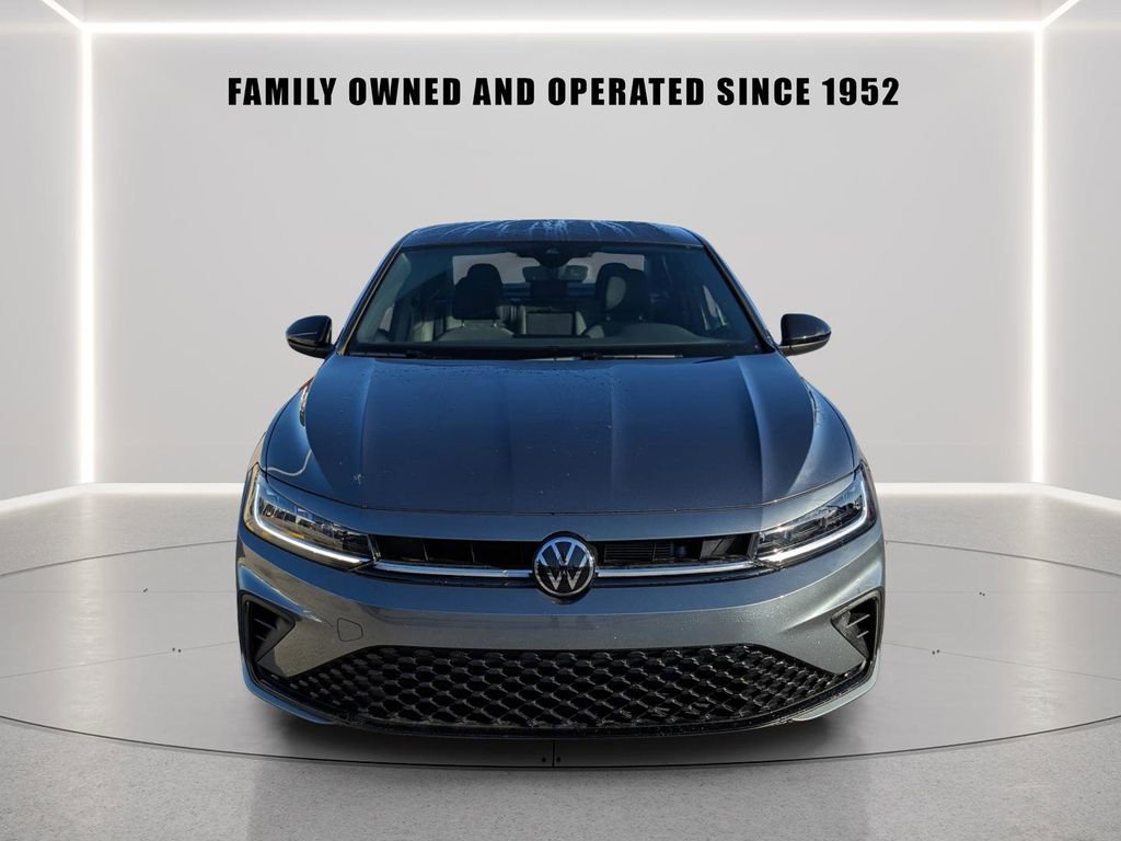 Certified 2025 Volkswagen Jetta Sport image 6
