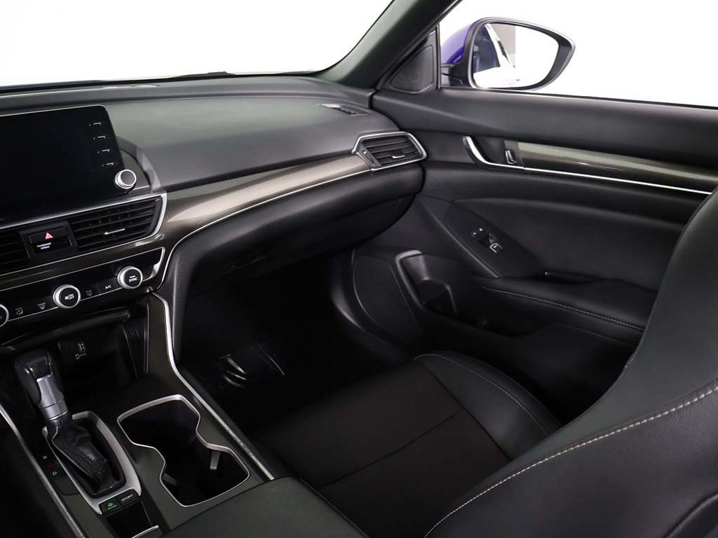 Used 2020 Honda Accord Sport image 32