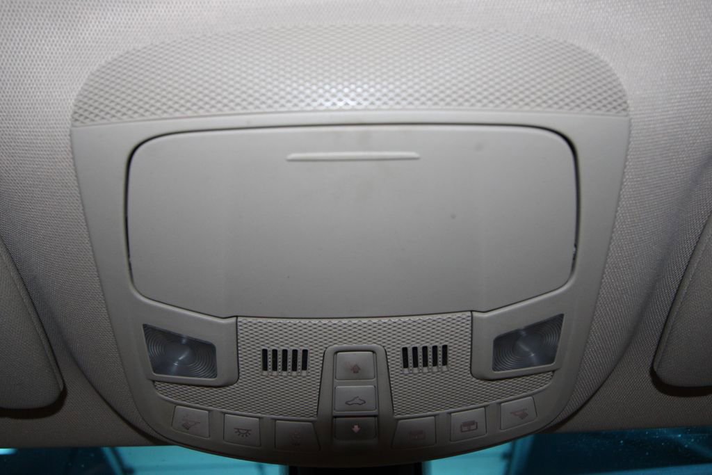 Used 2016 Lincoln MKX Reserve w/ Driver Assistance Package image 20