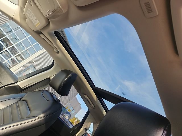 Certified 2022 Ford Edge SEL w/ Convenience Package AWD/4WD image 21