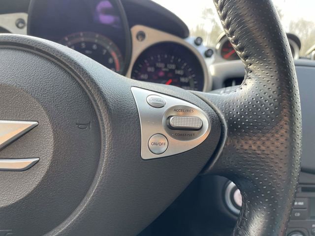Used 2020 Nissan 370Z Coupe image 25