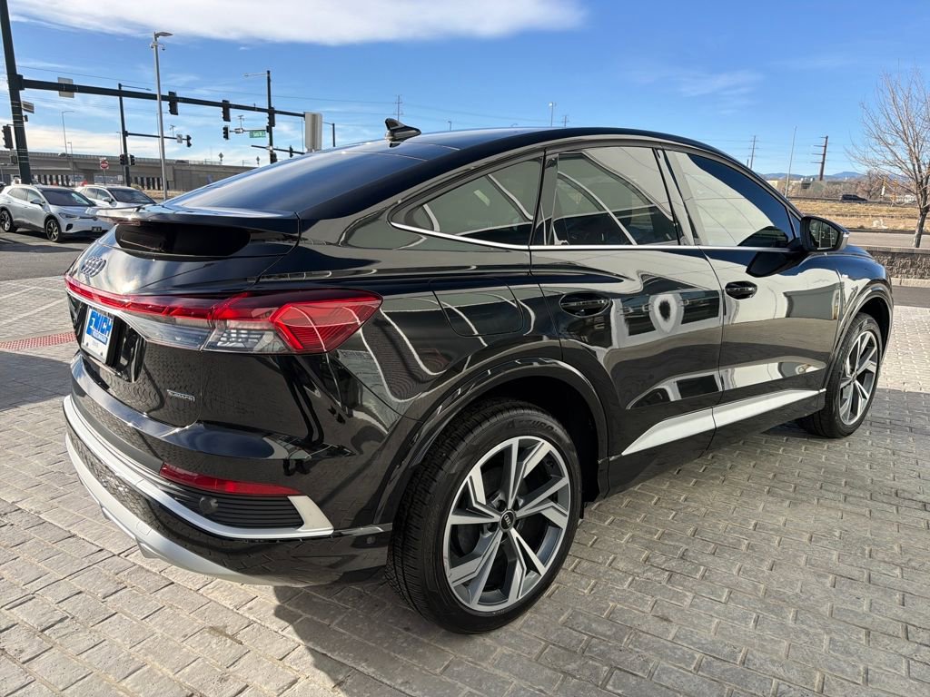 Used 2024 Audi Q4 e-tron Premium Plus image 5