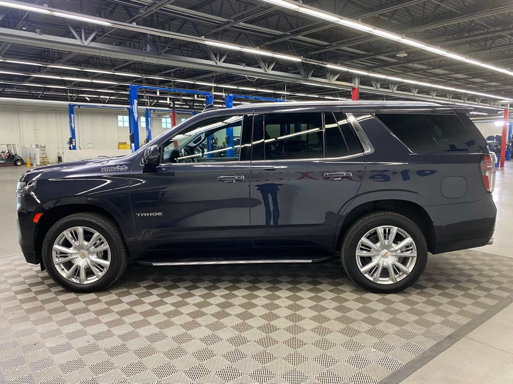 Used 2022 Chevrolet Tahoe High Country AWD/4WD image 5