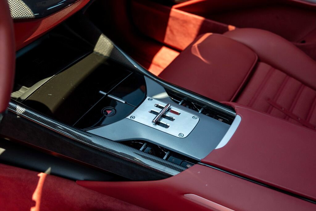 Certified 2025 Ferrari Purosangue image 26