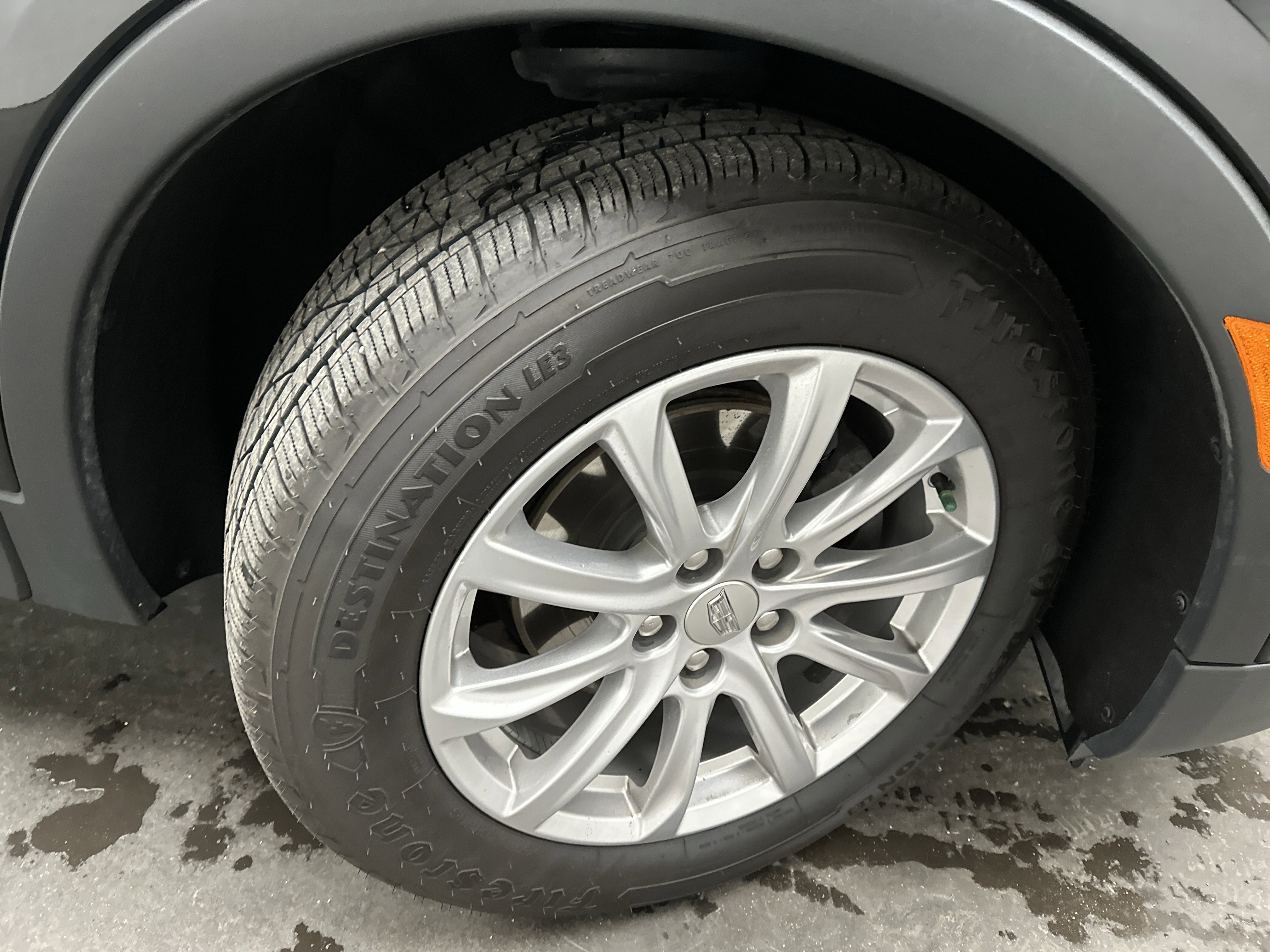 Used 2023 Cadillac XT4 Luxury w/ Cold Weather Package image 11