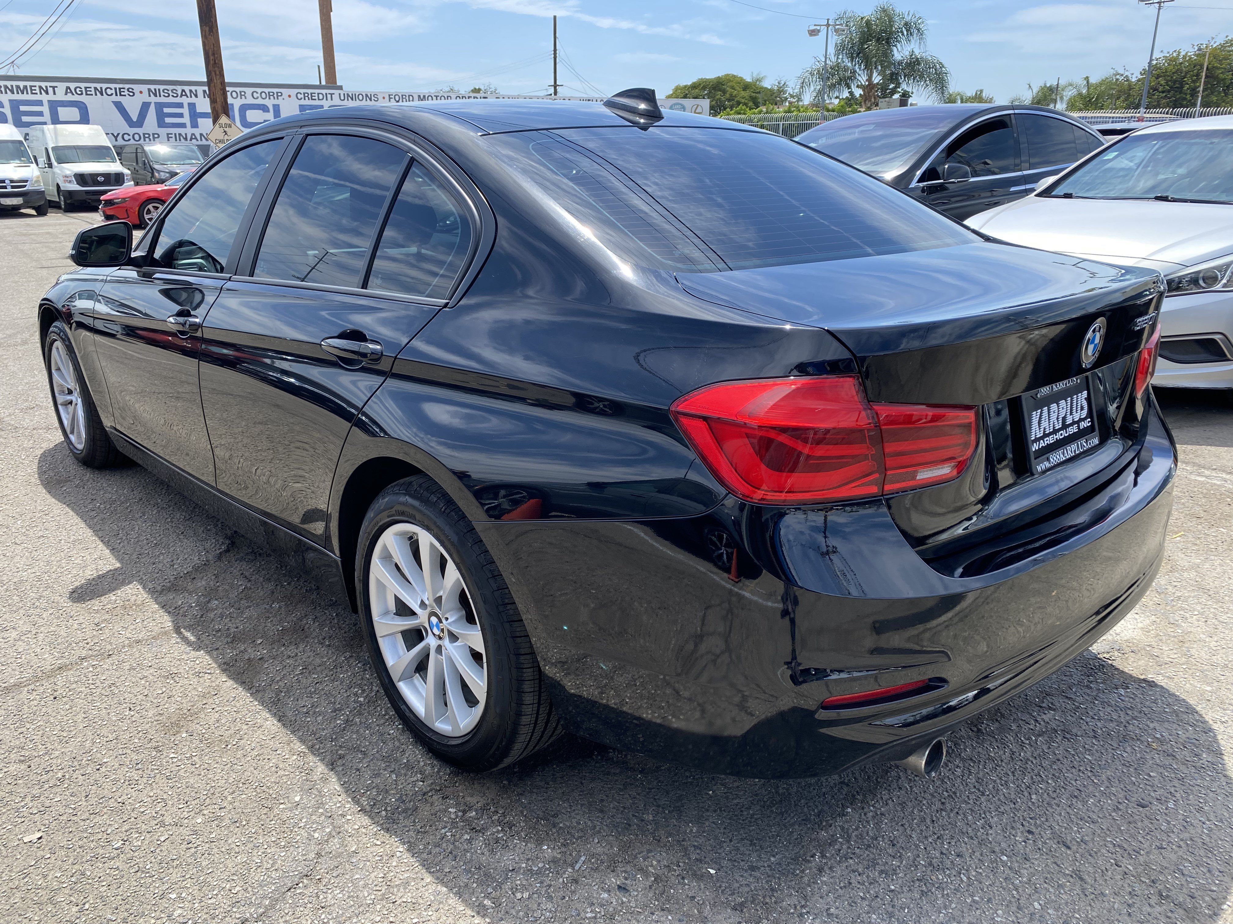 Used 2018 BMW 320i Sedan w/ Convenience Package RWD image 12
