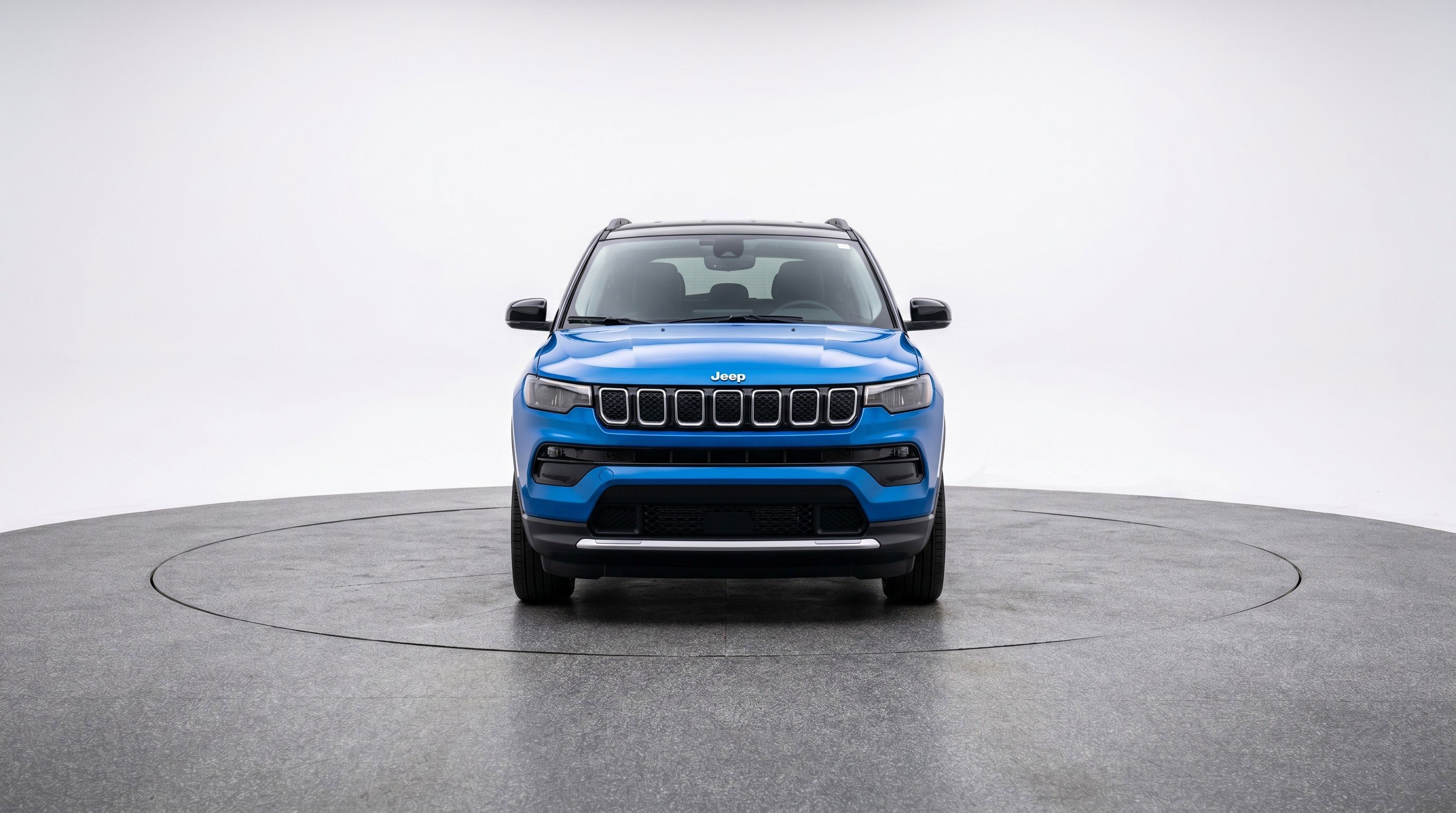 Used 2025 Jeep Compass Limited AWD/4WD image 2