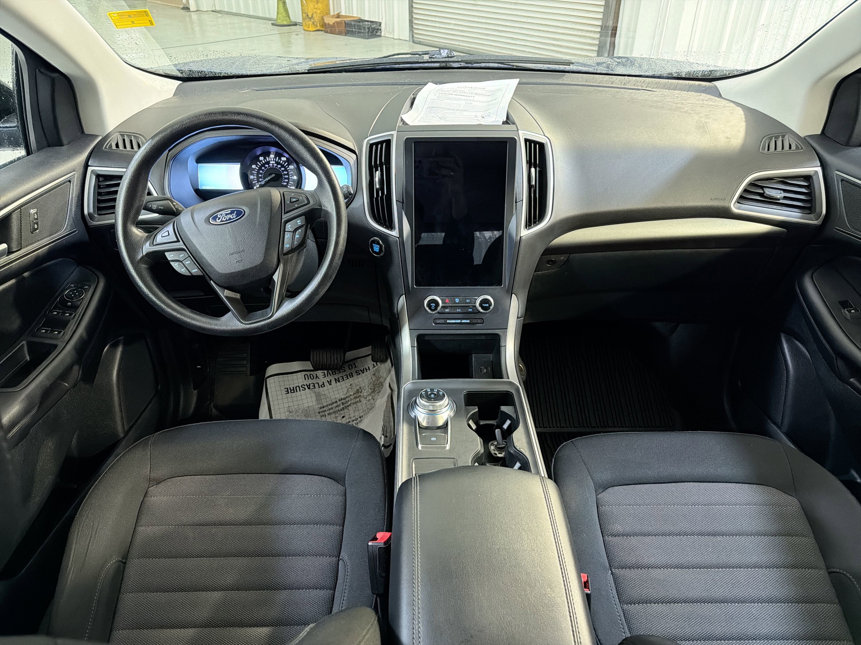 Used 2022 Ford Edge SE w/ Black Appearance Package image 22