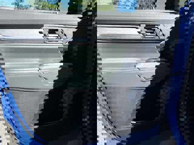 New 2026 GMC Terrain AT4 w/ LPO, Floor Liner Package image 81