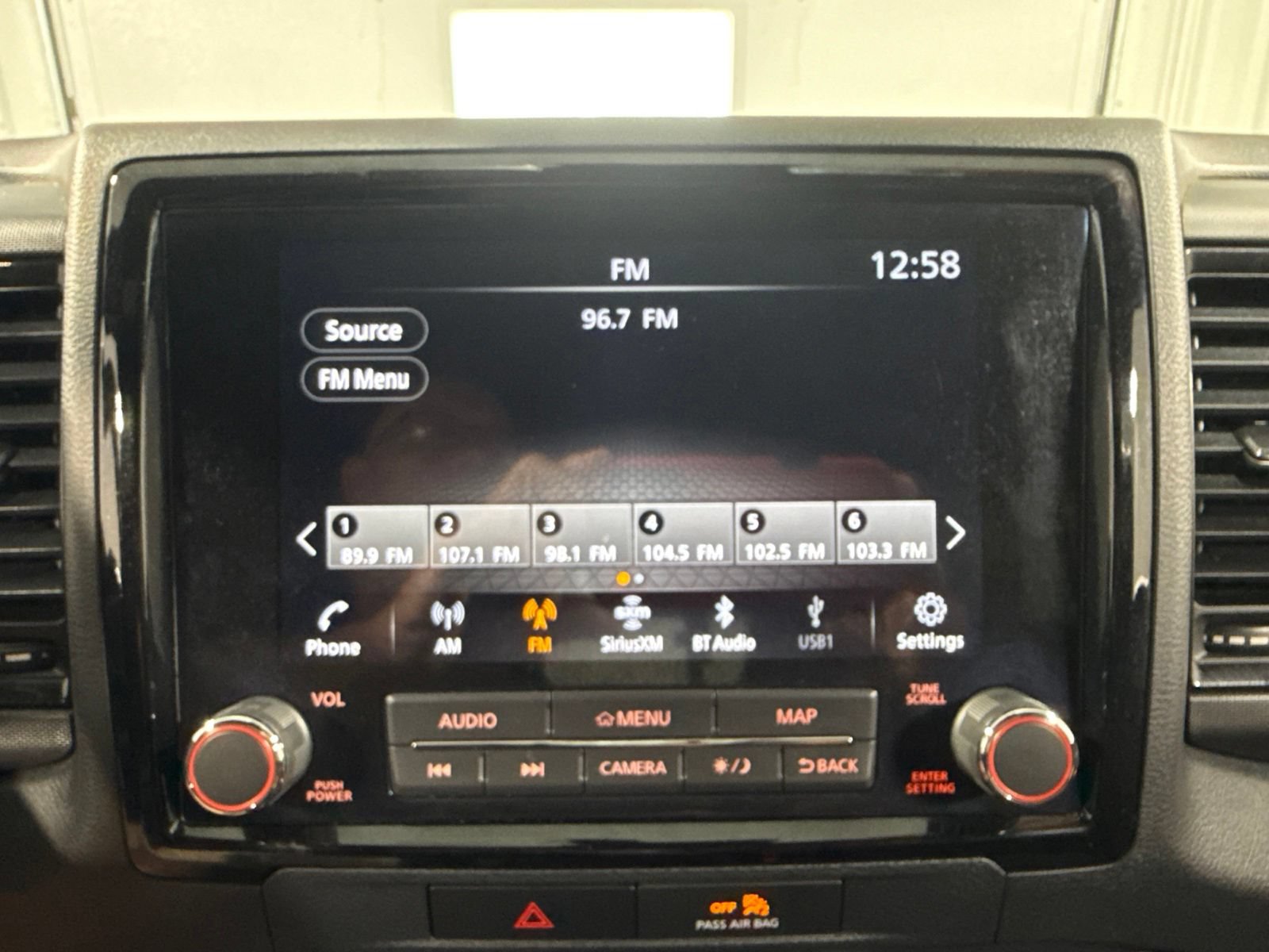 Used 2022 Nissan Frontier PRO-4X w/ Off-Road Protection Package AWD/4WD image 29