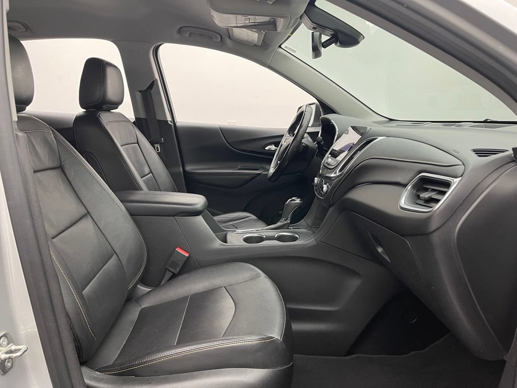 Used 2020 Chevrolet Equinox Premier FWD image 32