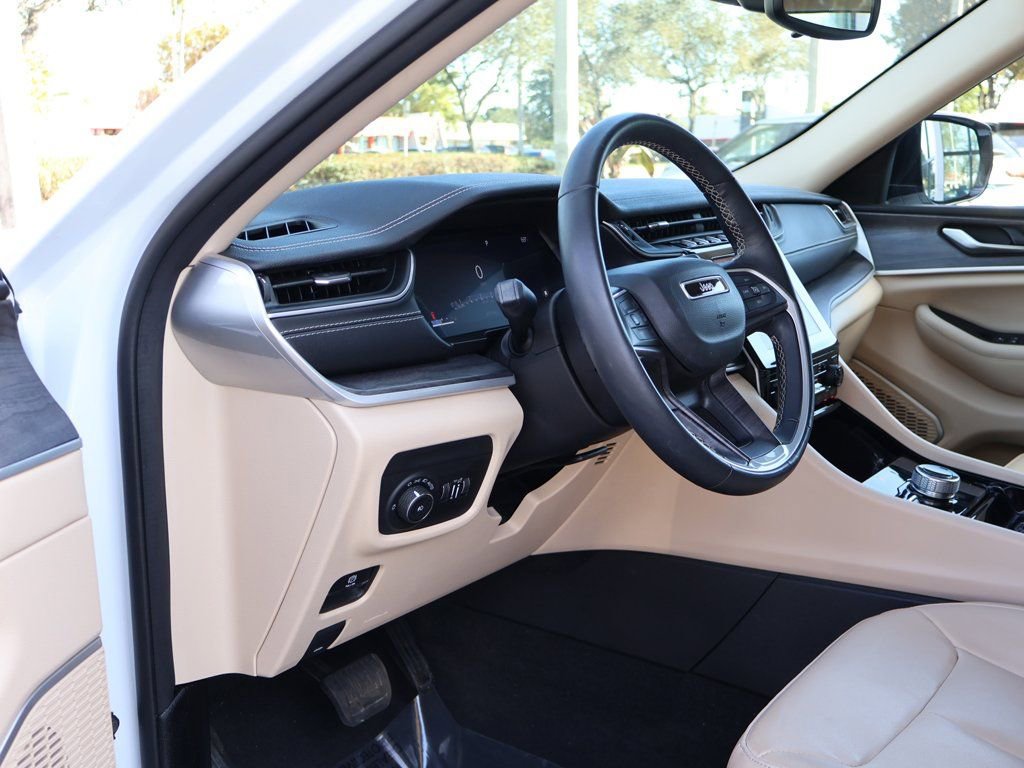 Used 2022 Jeep Grand Cherokee Limited w/ Trailer Tow Prep Group (B) image 29