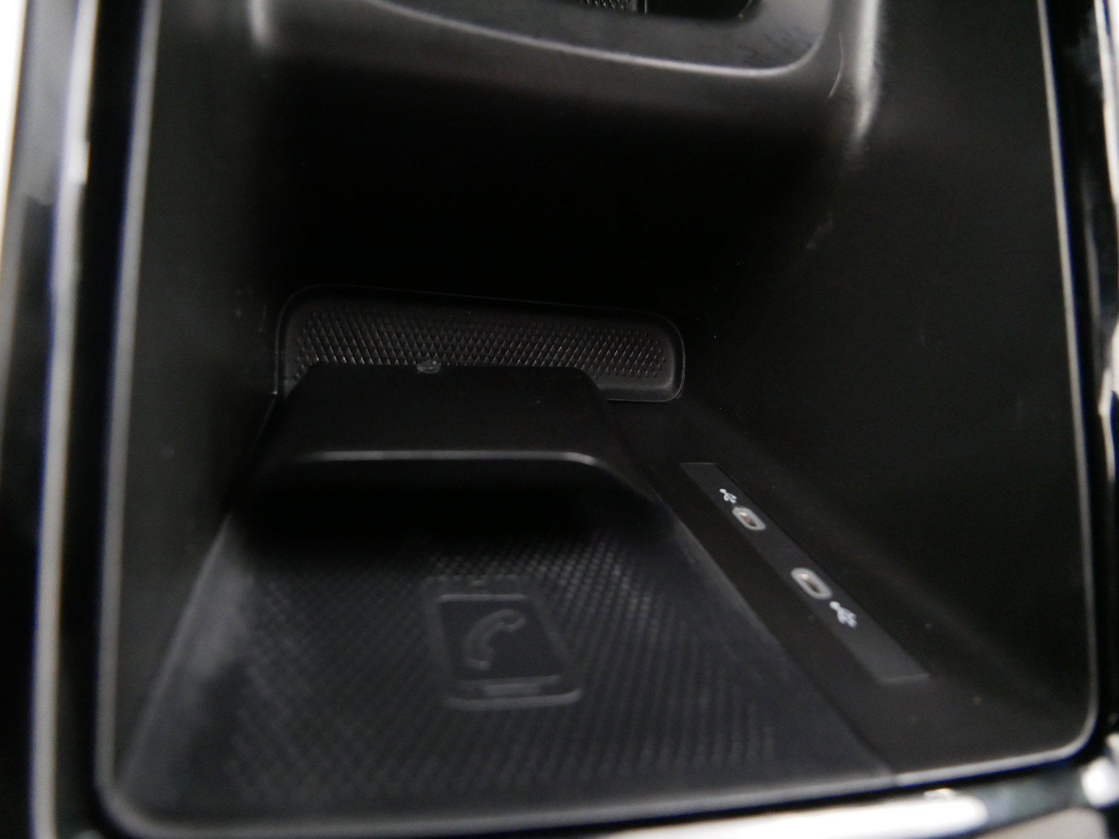 Used 2024 Volkswagen ID.4 Pro S image 29