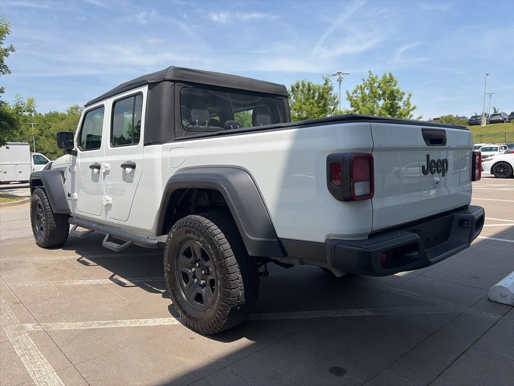 Used 2022 Jeep Gladiator Sport AWD/4WD image 5
