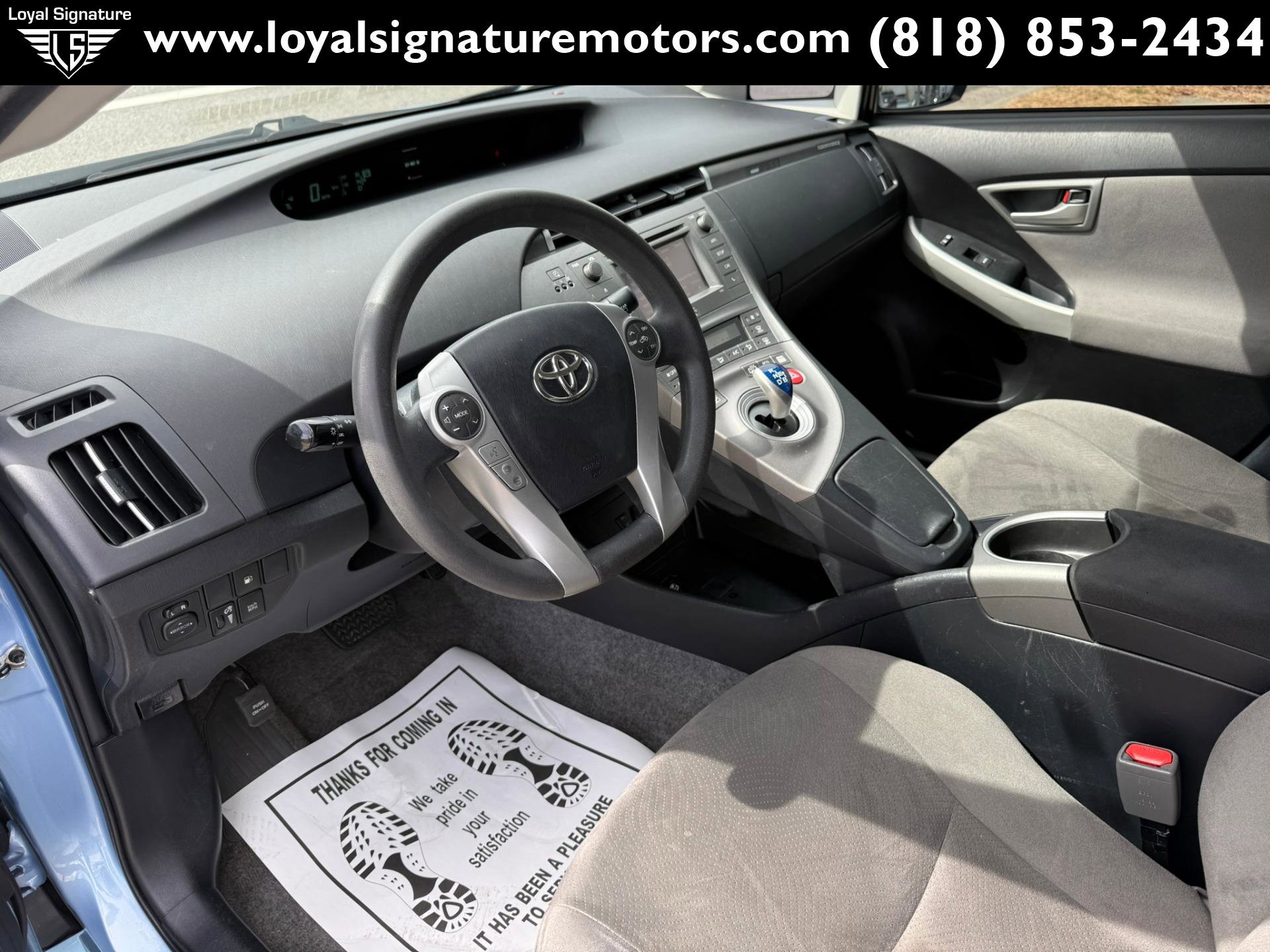 Used 2015 Toyota Prius Prime Plug-In Hybrid image 17