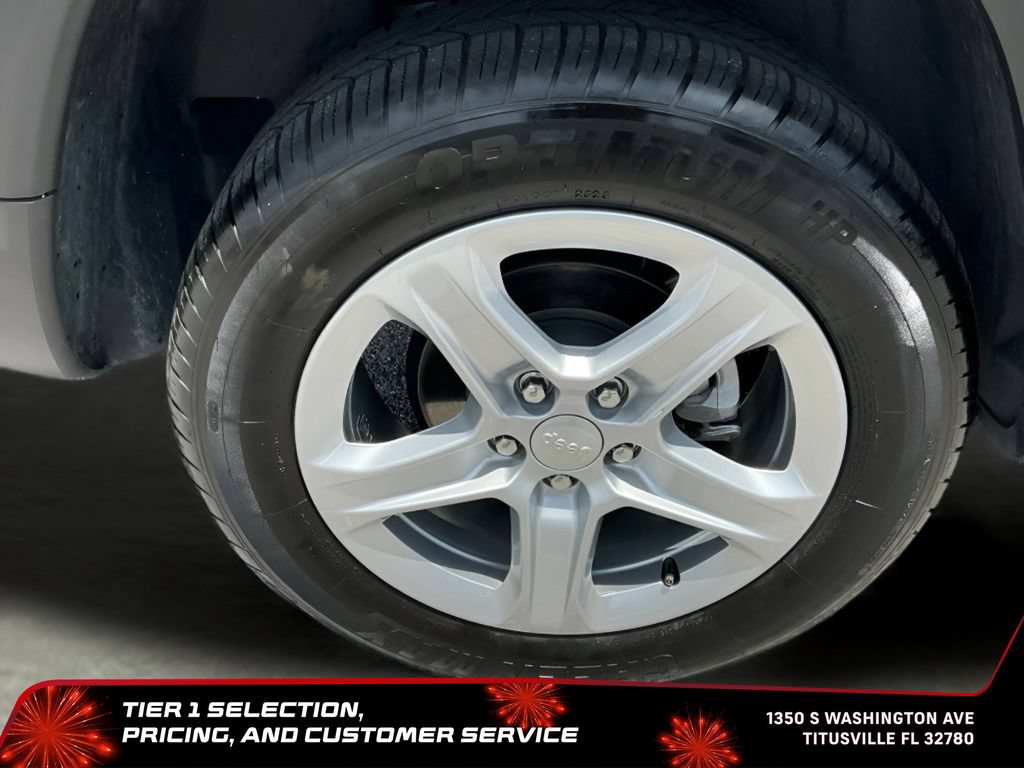 Used 2023 Jeep Compass Sport AWD/4WD image 35