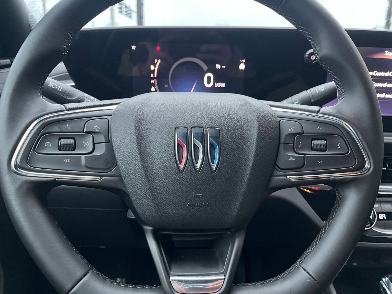 Used 2025 Buick Envista Sport Touring image 29