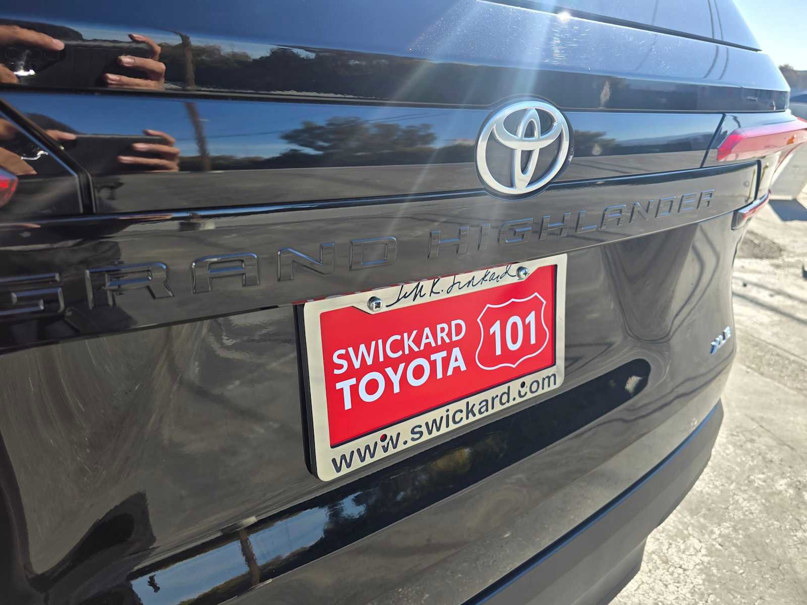 Used 2024 Toyota Grand Highlander XLE image 17
