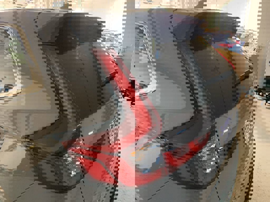 Used 2023 Honda CR-V EX image 10