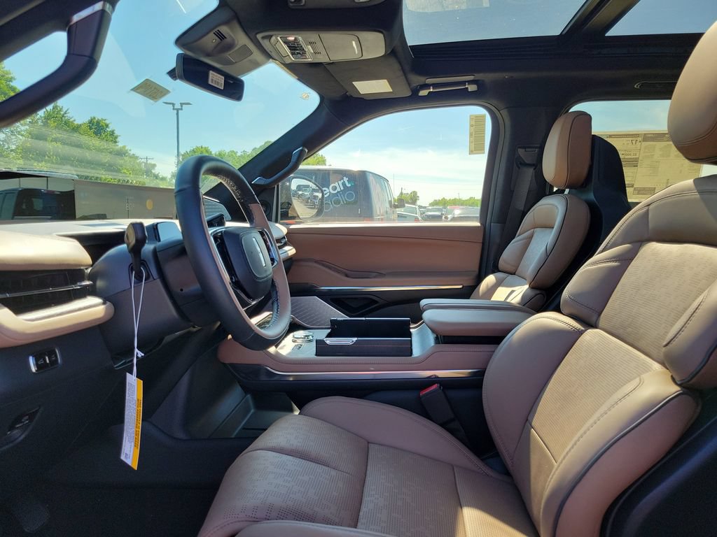New 2026 Lincoln Navigator Black Label AWD/4WD image 18
