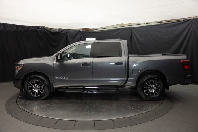 Used 2024 Nissan Titan SV w/ SV Convenience Package image 7