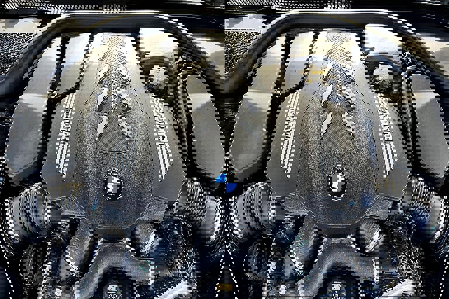 Used 2019 BMW M850i xDrive Convertible image 32