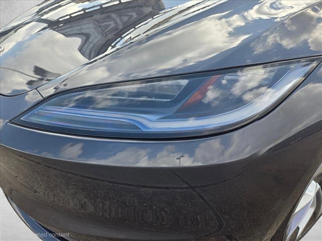 Used 2025 Tesla Model 3 Long Range image 9