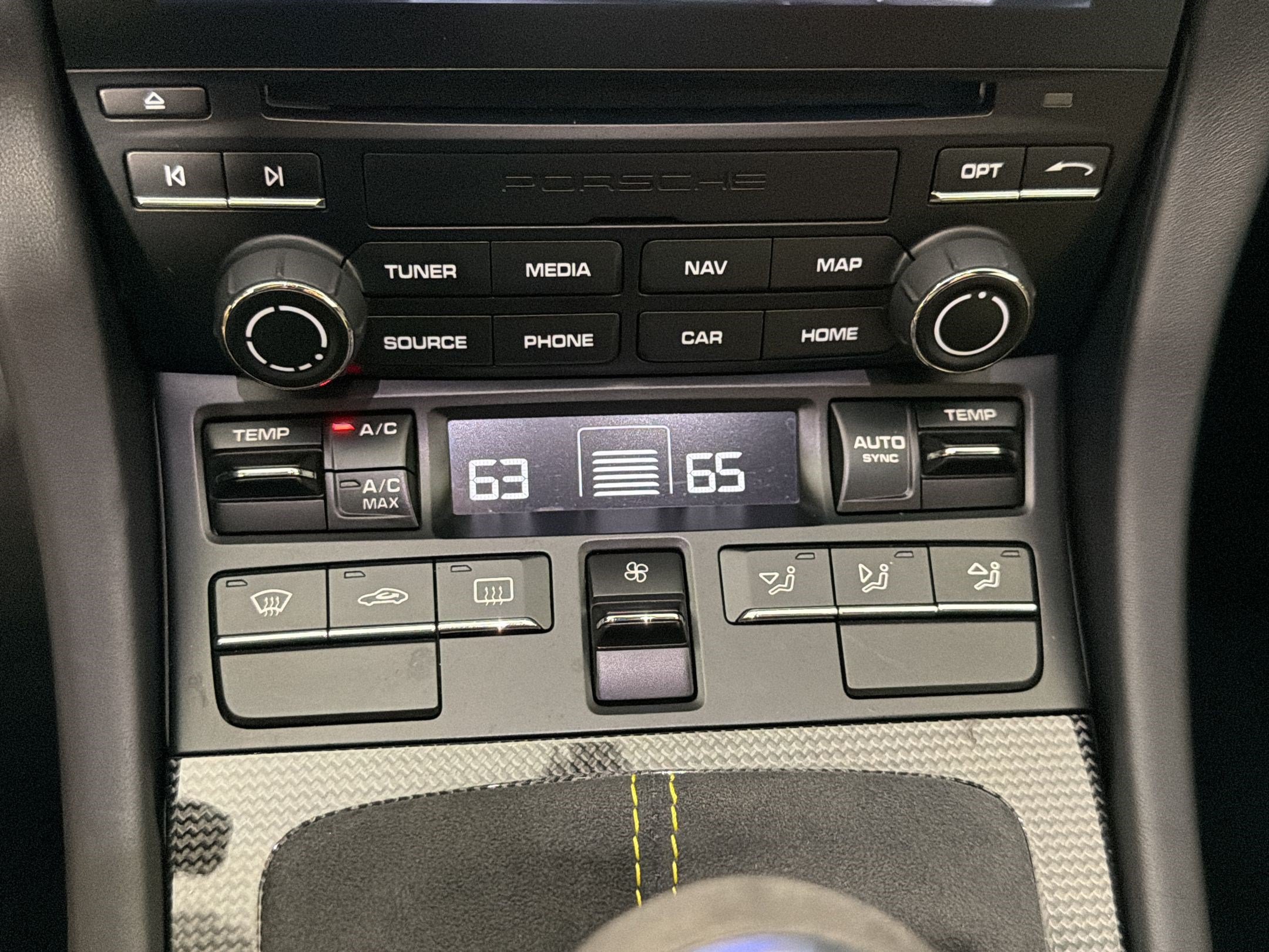 Certified 2019 Porsche 911 GT3 RWD image 18