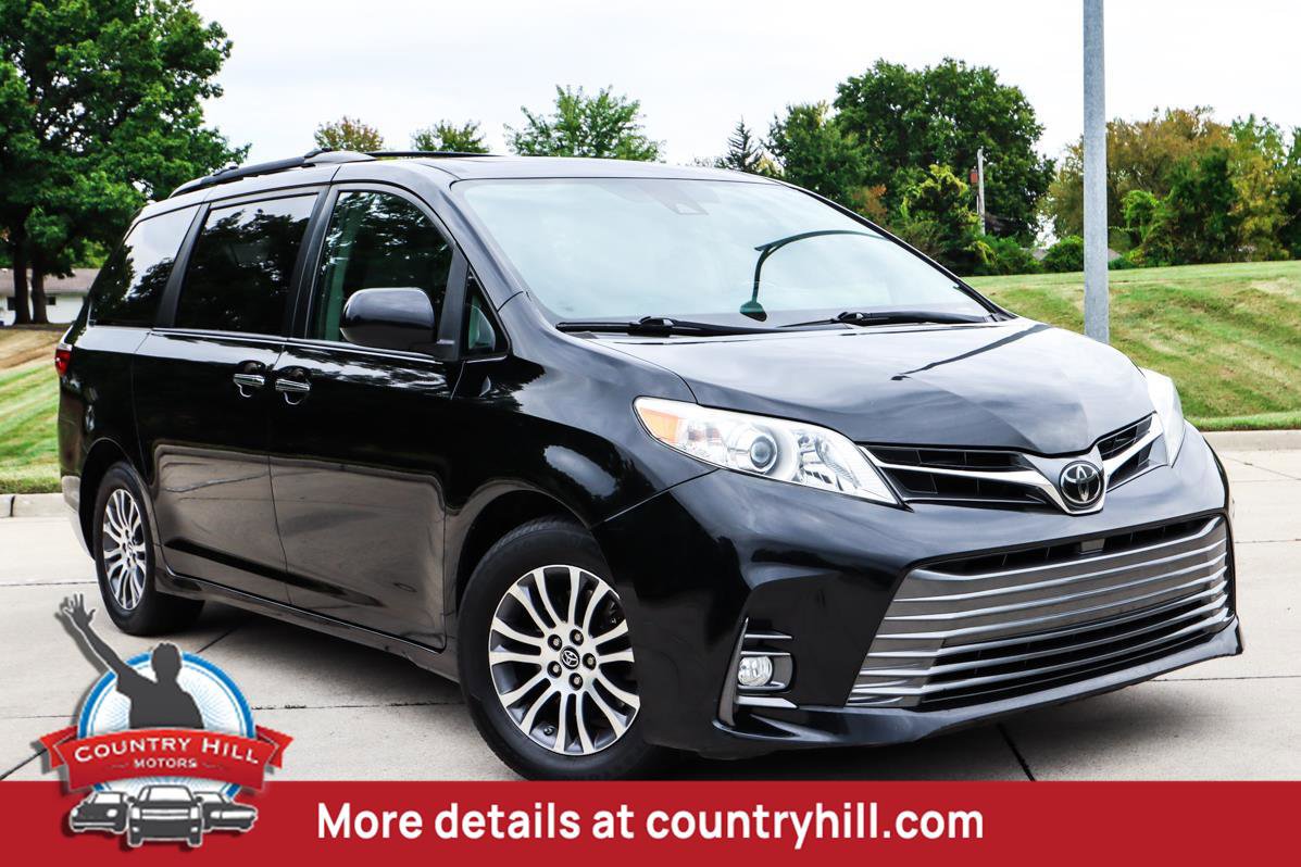 Used 2018 Toyota Sienna XLE Premium