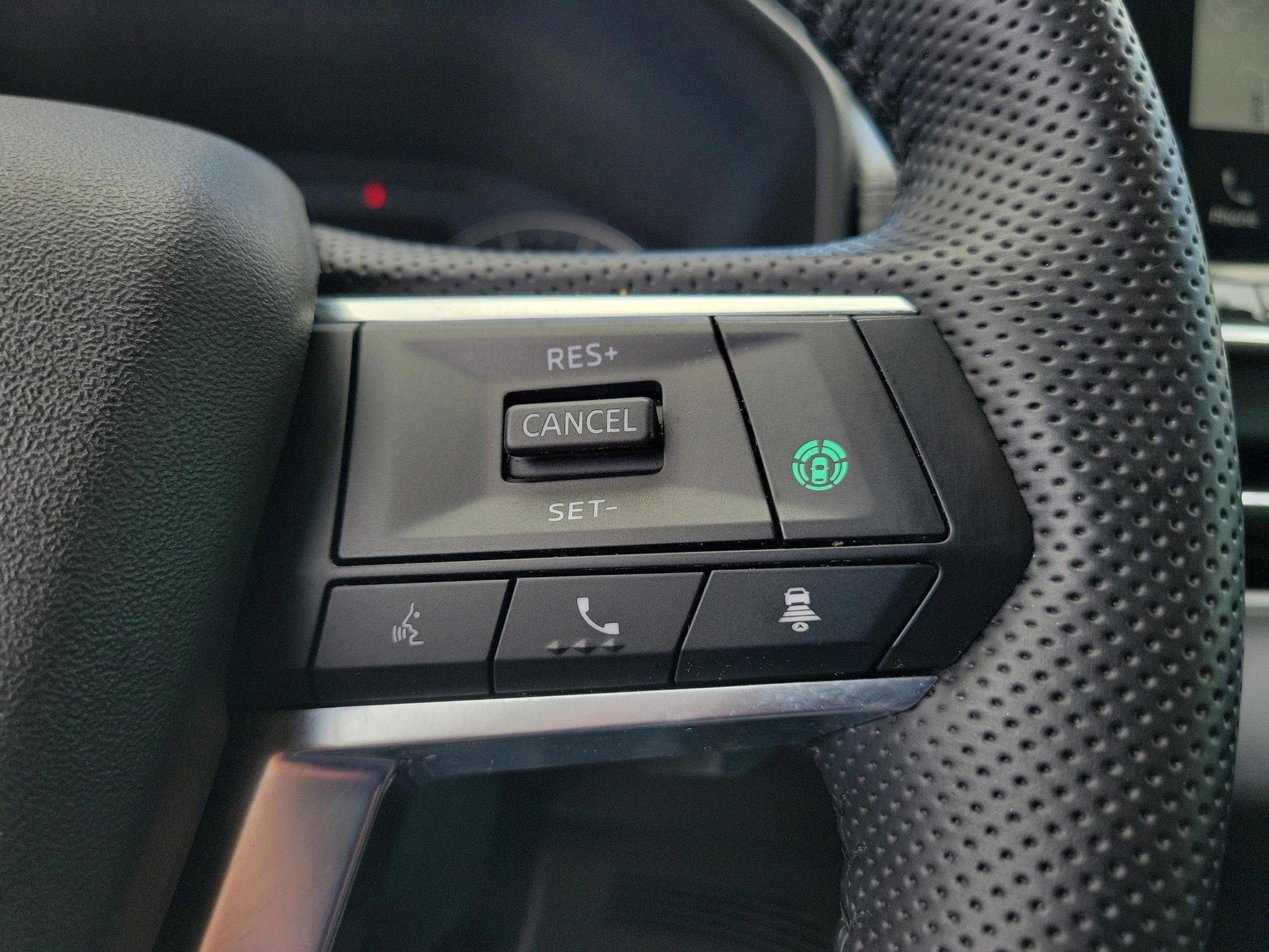 Used 2022 Mitsubishi Outlander SE image 27