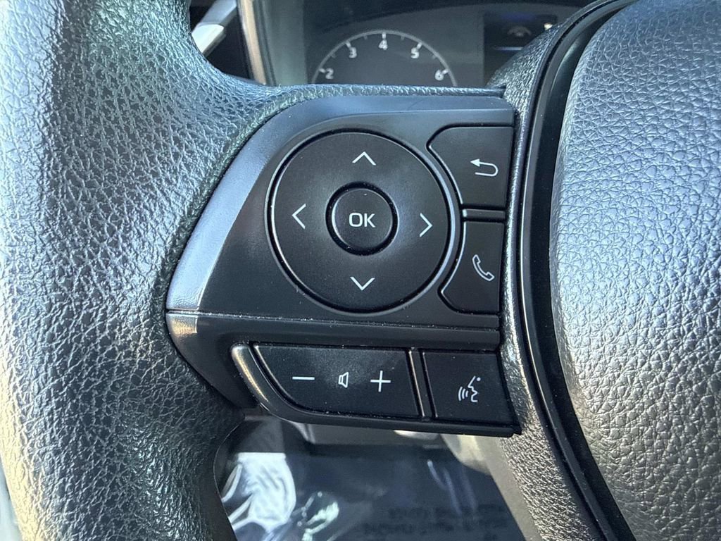 Used 2024 Toyota Corolla LE image 29