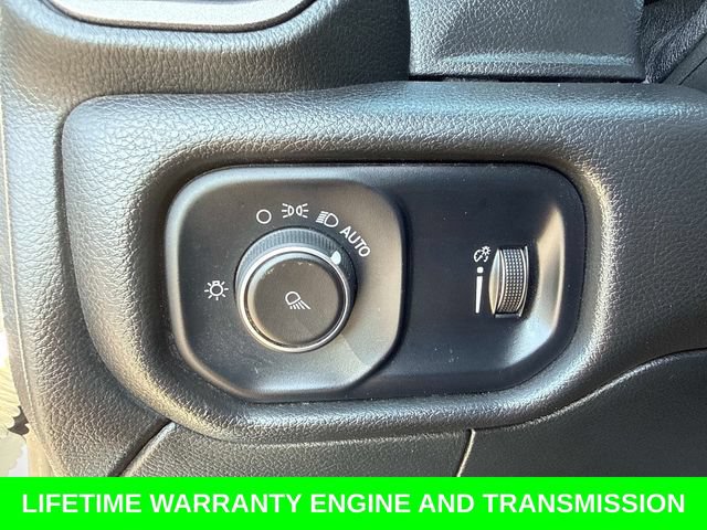 Used 2022 RAM 2500 Tradesman AWD/4WD image 32