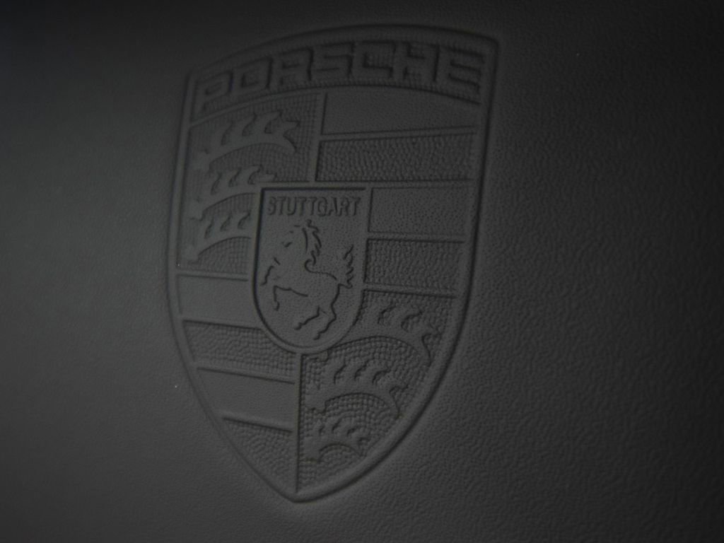 Used 2025 Porsche Macan image 37