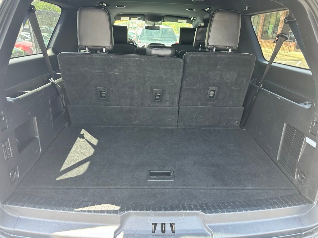 Used 2018 Ford Expedition Max XLT w/ Equipment Group 202A AWD/4WD image 31