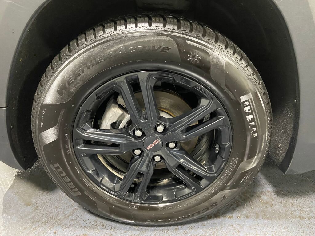 Used 2022 GMC Terrain AT4 w/ LPO, Floor Liner Package AWD/4WD image 6