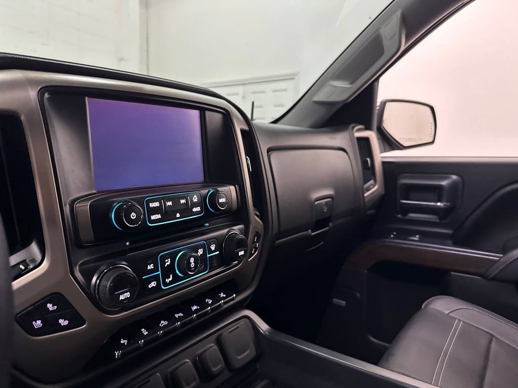 Used 2017 GMC Sierra 1500 Denali AWD/4WD image 33