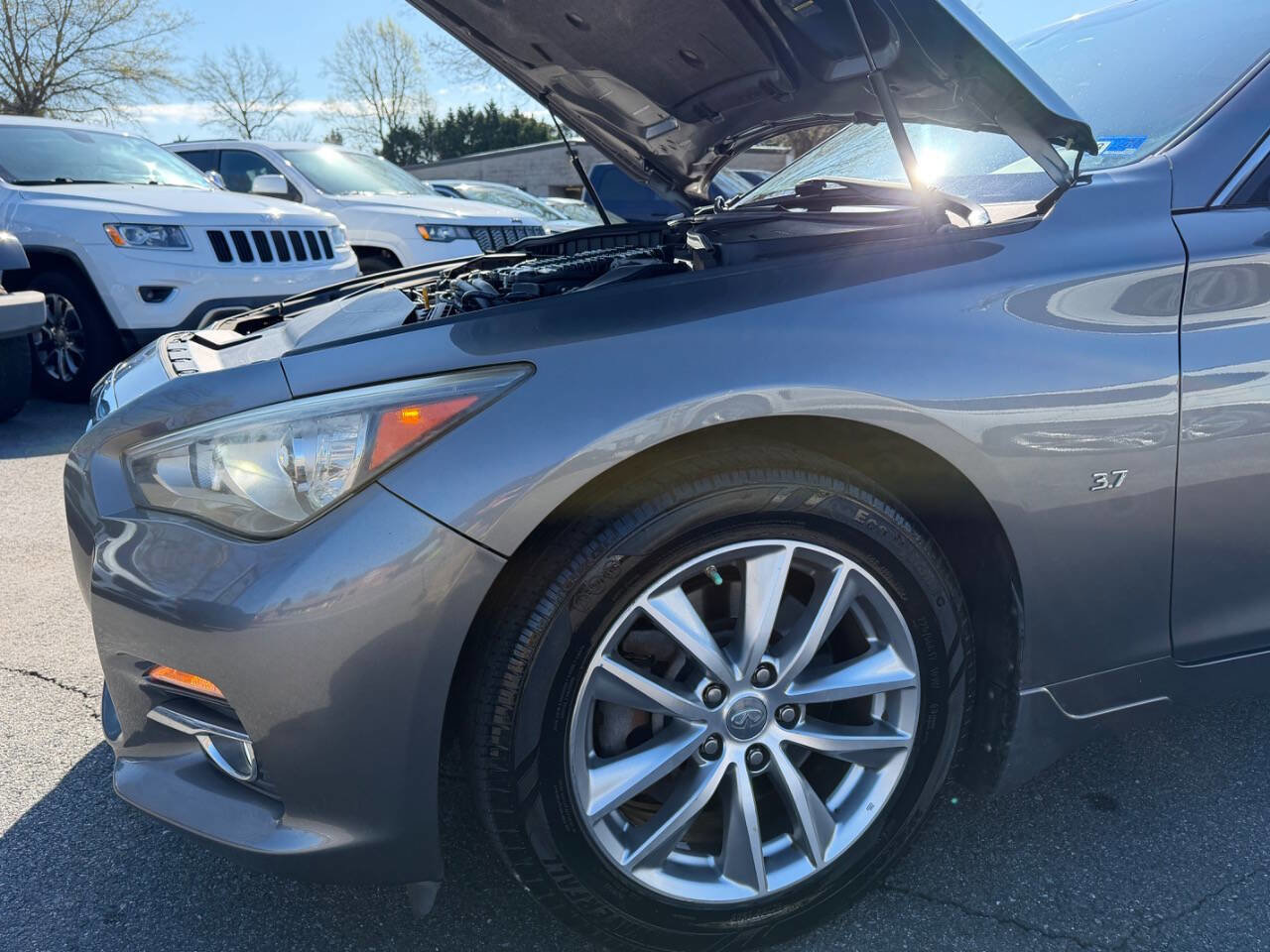 Used 2014 INFINITI Q50 Premium w/ Navigation Package AWD/4WD image 34