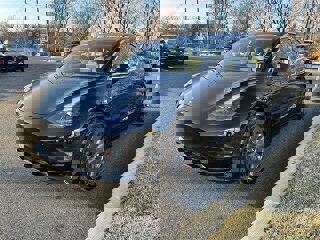 Used 2020 Tesla Model 3 image 4