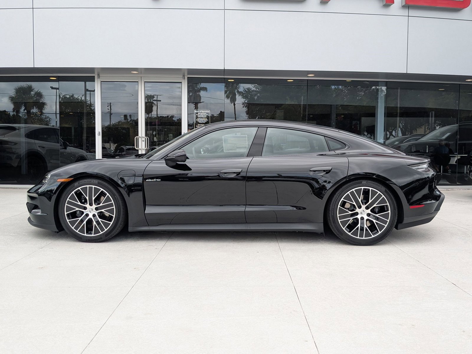New 2026 Porsche Taycan image 2