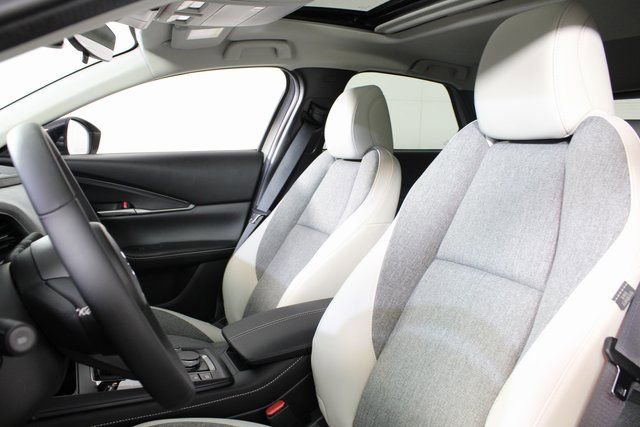 New 2026 MAZDA CX-30 Aire Edition image 13