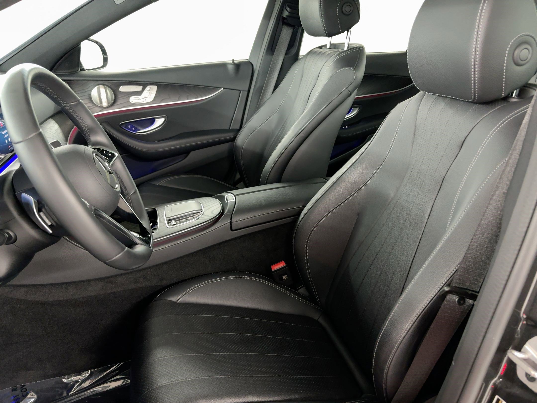 Certified 2023 Mercedes-Benz E 450 4MATIC Sedan image 5