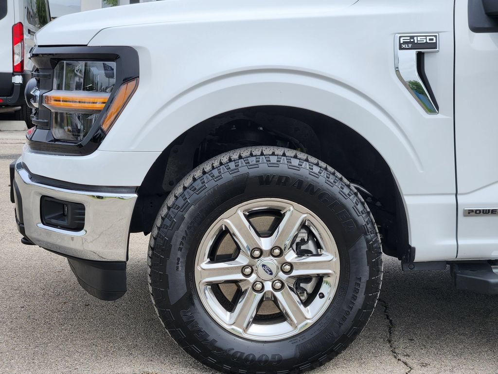 Used 2025 Ford F150 XLT w/ Equipment Group 301A Standard AWD/4WD image 9