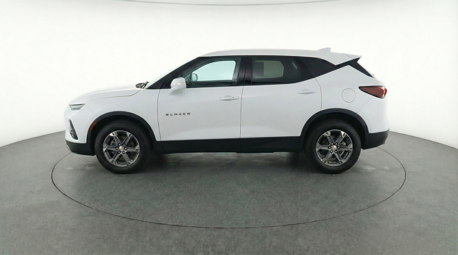 Used 2025 Chevrolet Blazer LT image 5