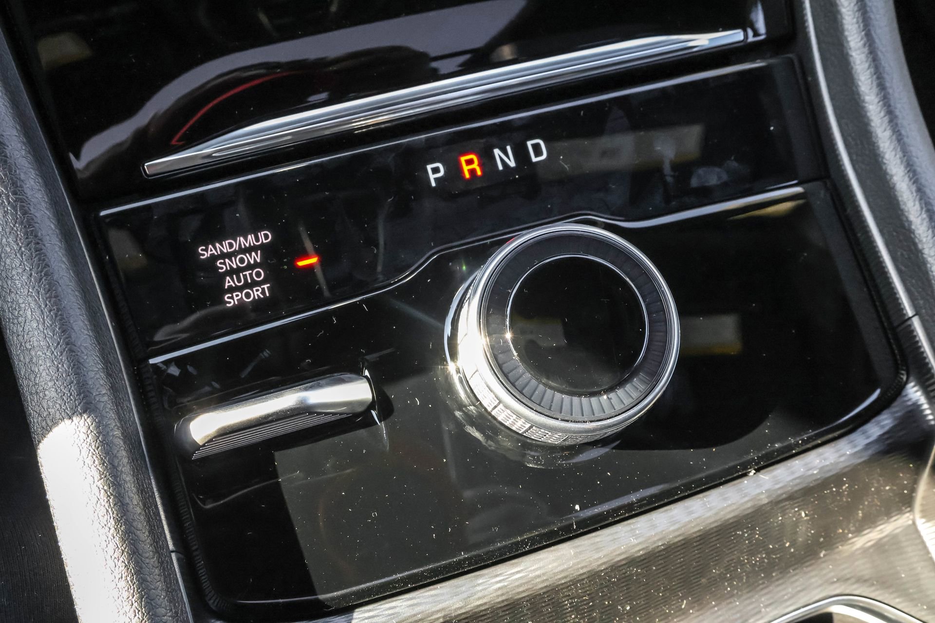 New 2025 Jeep Grand Cherokee Limited w/ Luxury Tech Group II image 24