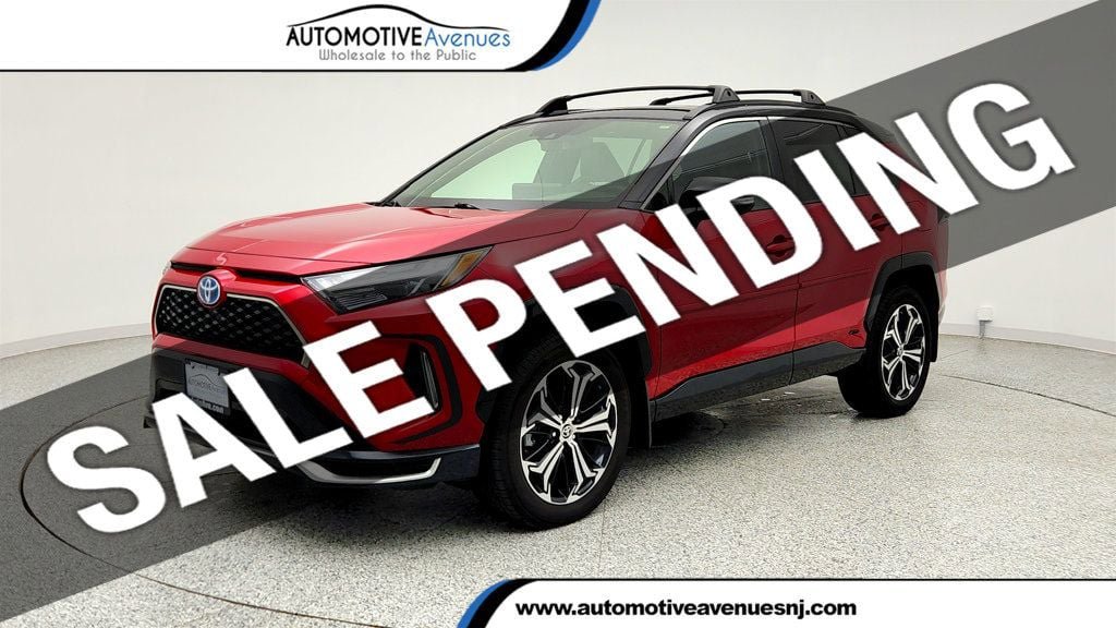 Used 2023 Toyota RAV4 XSE w/ Weather Package AWD/4WD video 1