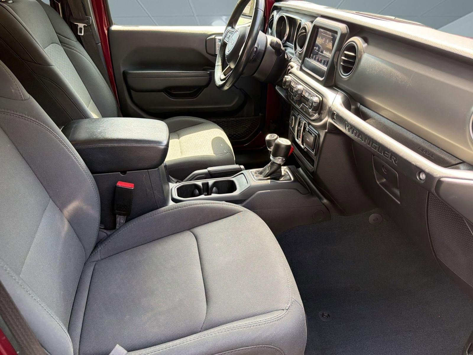 Used 2022 Jeep Wrangler Unlimited Sport AWD/4WD image 29