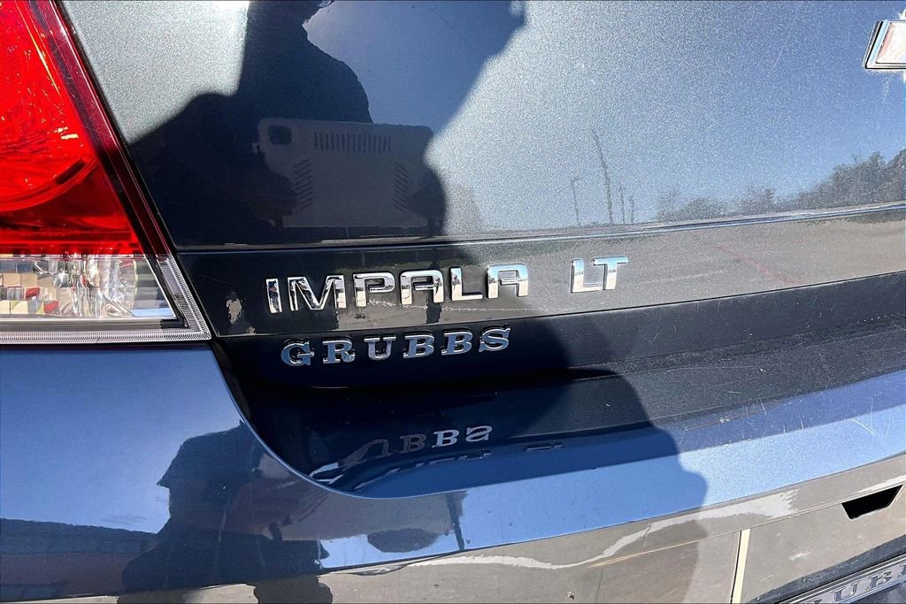 Used 2014 Chevrolet Impala LT w/ LT Sunroof Package image 39