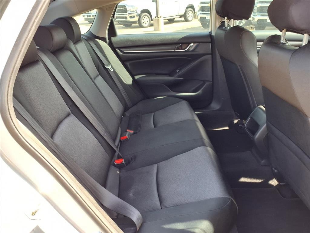 Used 2018 Honda Accord LX image 26