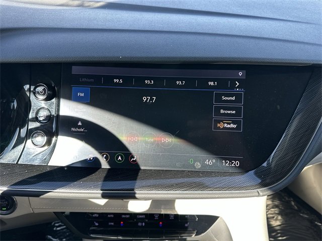 Used 2021 Buick Envision Essence w/ Technology Package I image 12